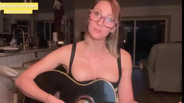 Image 7 of kaileeshy Stream on Chaturbate on 14 months ago