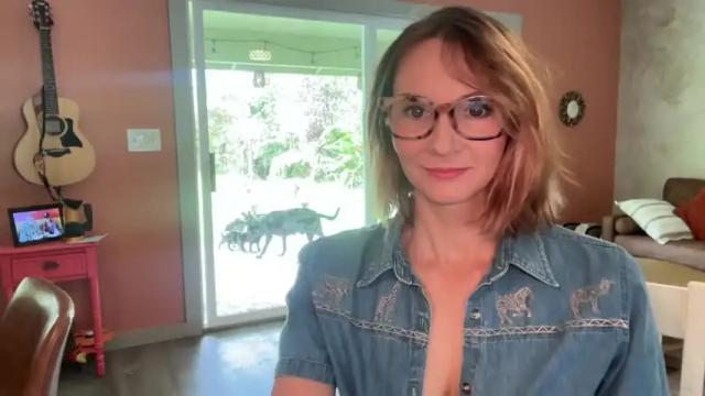 Image 3 of kaileeshy Stream on Chaturbate on 1 month ago