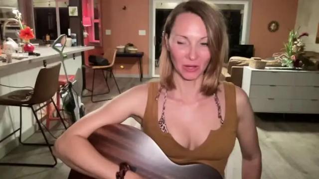 Image 12 of kaileeshy Stream on Chaturbate on 24 days ago