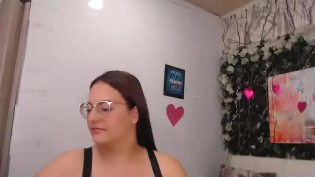 Thumbnail 1, kaily_bigass1's Stream at Chaturbate, 19 months ago