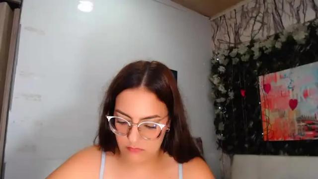 Image 4 of kaily_bigass1 Stream on Chaturbate on 18 months ago