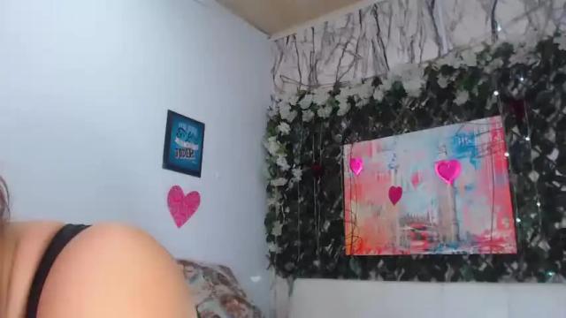 Image 2 of kaily_bigass1 Stream on Chaturbate on 18 months ago
