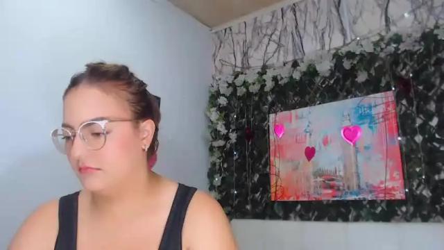 Image 3 of kaily_bigass1 Stream on Chaturbate on 18 months ago