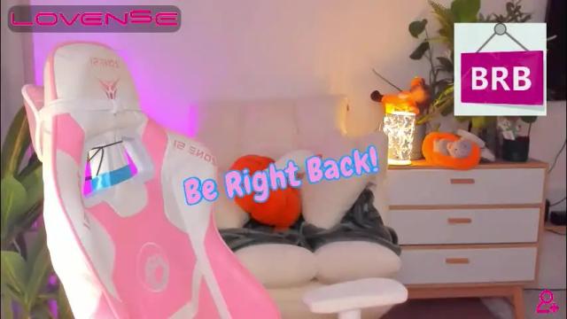 Image 3 of kailyginger Stream on Chaturbate on 7 days ago