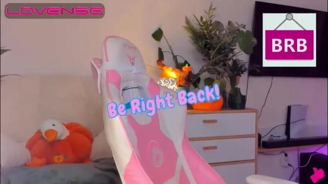 Image 6 of kailyginger Stream on Chaturbate on 2 months ago