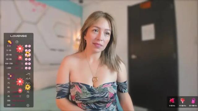 Image 2 of kailywilliams_ Stream on Chaturbate on 17 months ago
