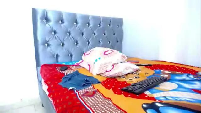 Image 10 of kaira_sweet_ Stream on Chaturbate on 17 months ago