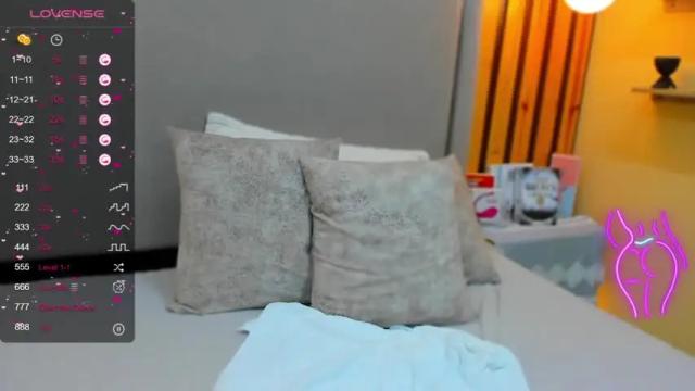 Image 2 of kairanisha Stream on Chaturbate on 14 months ago