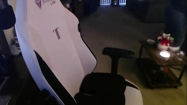 Image 2 of kait331 Stream on Chaturbate on 1 month ago