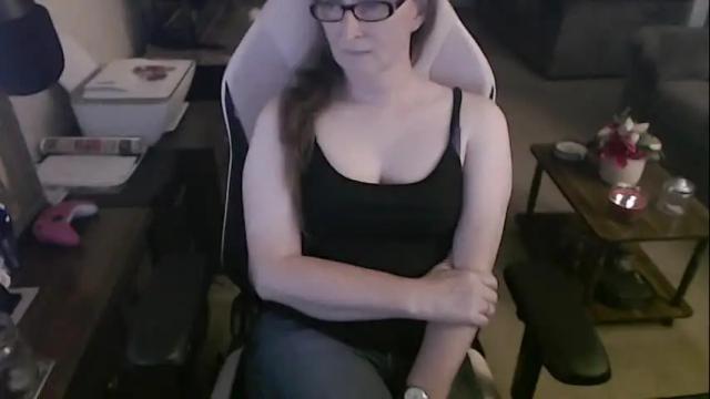Image 7 of kait331 Stream on Chaturbate on 2 months ago