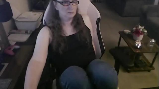 Image 10 of kait331 Stream on Chaturbate on 2 months ago