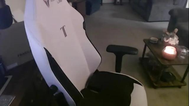 Image 2 of kait331 Stream on Chaturbate on 1 month ago