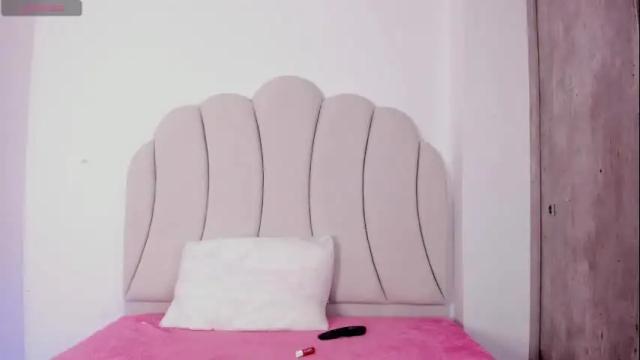 Image 2 of kaity_layne Stream on Chaturbate on 18 days ago