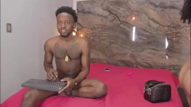 Image 8 of kaleb_violeta Stream on Chaturbate on 26 days ago