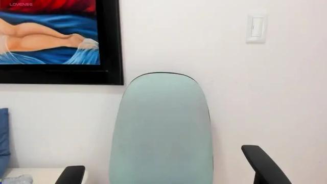 Image 4 of kalifha_nix Stream on Chaturbate on 13 months ago