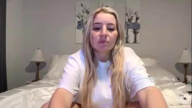 Image 2 of kaliii_jones Stream on Chaturbate on 1 month ago