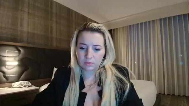 Image 2 of kaliii_jones Stream on Chaturbate on 1 month ago