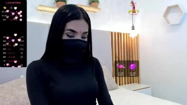 Image 2 of kalindasuhan Stream on Chaturbate on 17 months ago