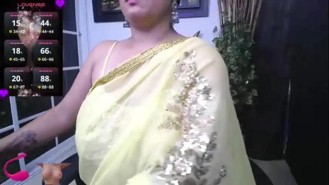 Image 10 of kalpananaisha_ Stream on Chaturbate on 28 days ago