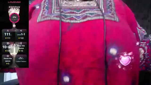 Image 8 of kalpananaisha_ Stream on Chaturbate on 4 days ago