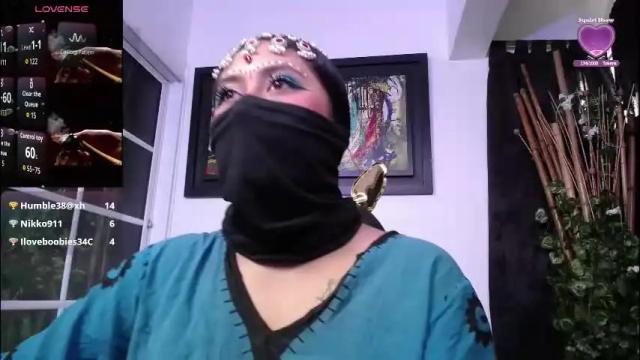Image 7 of kalpananaisha_ Stream on Chaturbate on 1 month ago