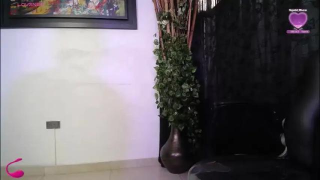 Image 4 of kalpananaisha_ Stream on Chaturbate on 1 month ago