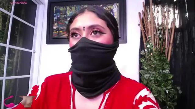 Image 2 of kalpananaisha_ Stream on Chaturbate on 1 month ago