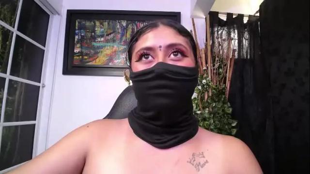 Image 8 of kalpananaisha_ Stream on Chaturbate on 28 days ago