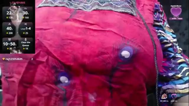 Image 2 of kalpananaisha_ Stream on Chaturbate on 1 day ago