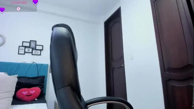 Image 11 of kam_lopez Stream on Chaturbate on 2 days ago
