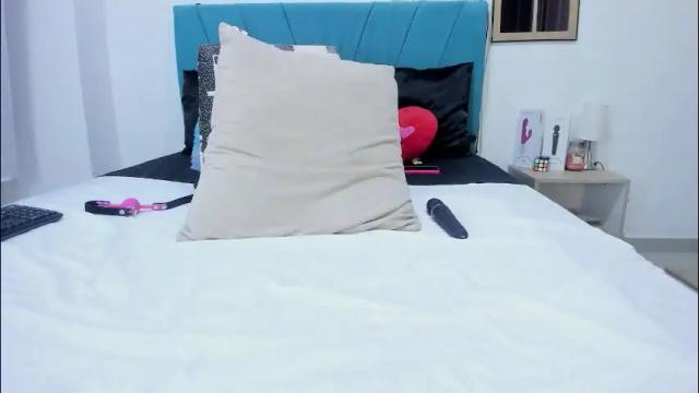 Image 4 of kam_lopez Stream on Chaturbate on 1 day ago