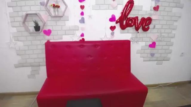 Image 3 of kamaliasim Stream on Chaturbate on 16 months ago