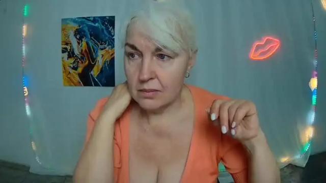 Image 7 of kamaliasim Stream on Chaturbate on 15 months ago