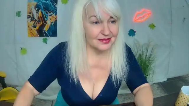Image 10 of kamaliasim Stream on Chaturbate on 15 months ago
