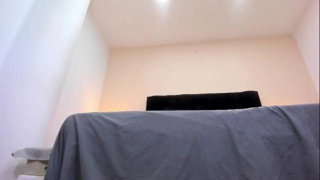 Image 2 of kamell_x26 Stream on Chaturbate on 1 month ago