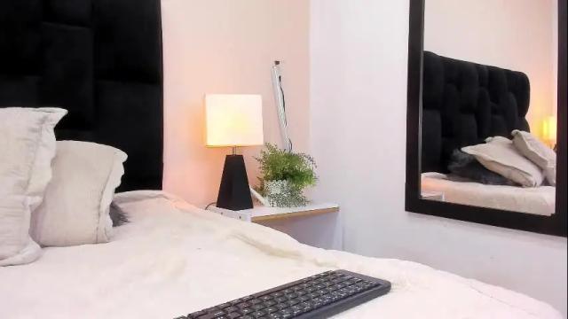 Image 6 of kamell_x26 Stream on Chaturbate on 1 month ago