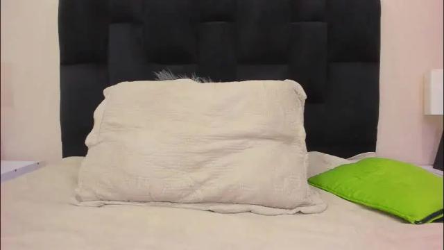 Image 3 of kamell_x26 Stream on Chaturbate on 1 month ago