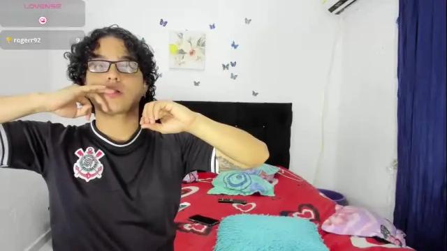 Image 3 of kami_chigiri Stream on Chaturbate on 1 month ago
