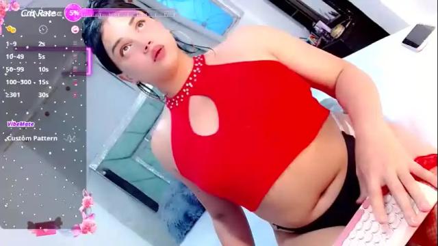 Image 2 of kamila_hill Stream on Chaturbate on 21 days ago
