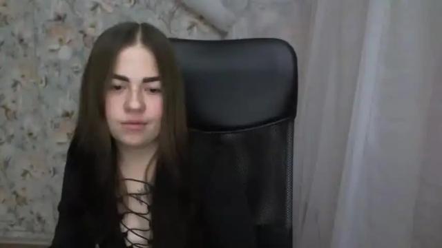 Image 10 of kamillahott Stream on Chaturbate on 19 months ago