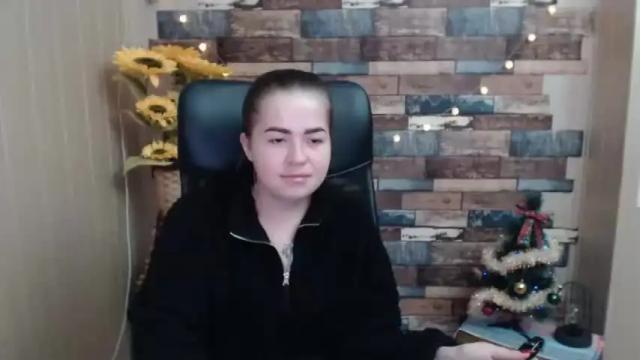 Image 3 of kamillahott Stream on Chaturbate on 19 months ago