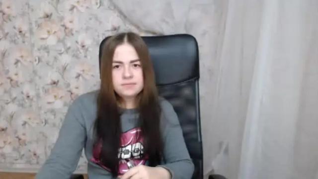 Image 11 of kamillahott Stream on Chaturbate on 18 months ago