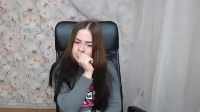 Image 4 of kamillahott Stream on Chaturbate on 18 months ago