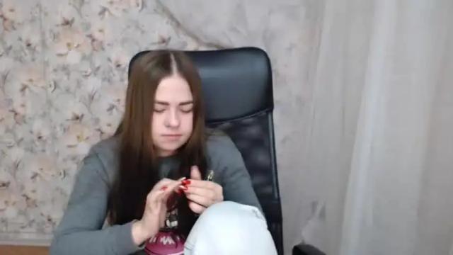 Image 8 of kamillahott Stream on Chaturbate on 18 months ago