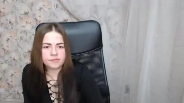 Image 2 of kamillahott Stream on Chaturbate on 18 months ago