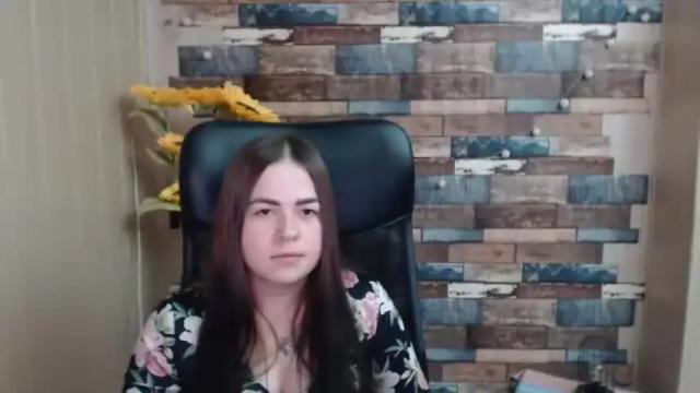 Image 11 of kamillahott Stream on Chaturbate on 18 months ago