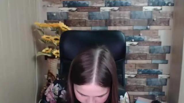 Image 7 of kamillahott Stream on Chaturbate on 18 months ago