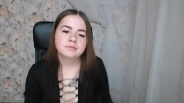 Image 10 of kamillahott Stream on Chaturbate on 17 months ago