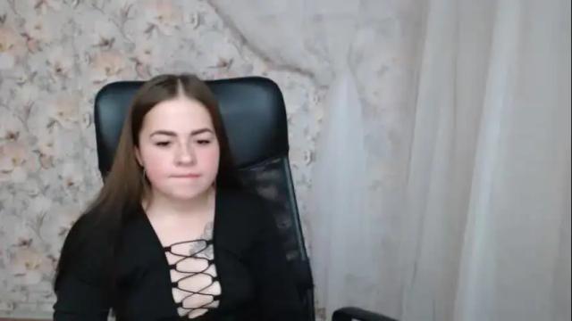 Image 11 of kamillahott Stream on Chaturbate on 17 months ago