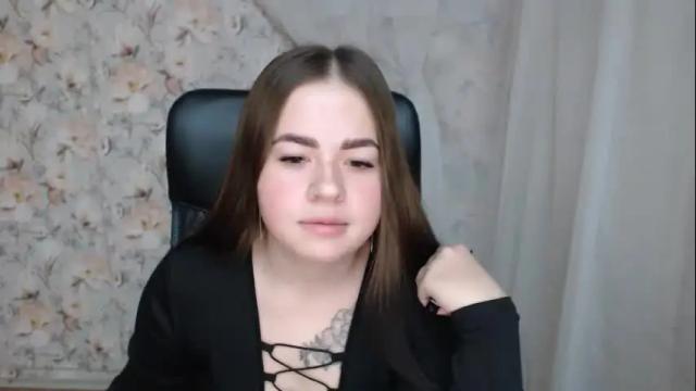 Image 6 of kamillahott Stream on Chaturbate on 17 months ago